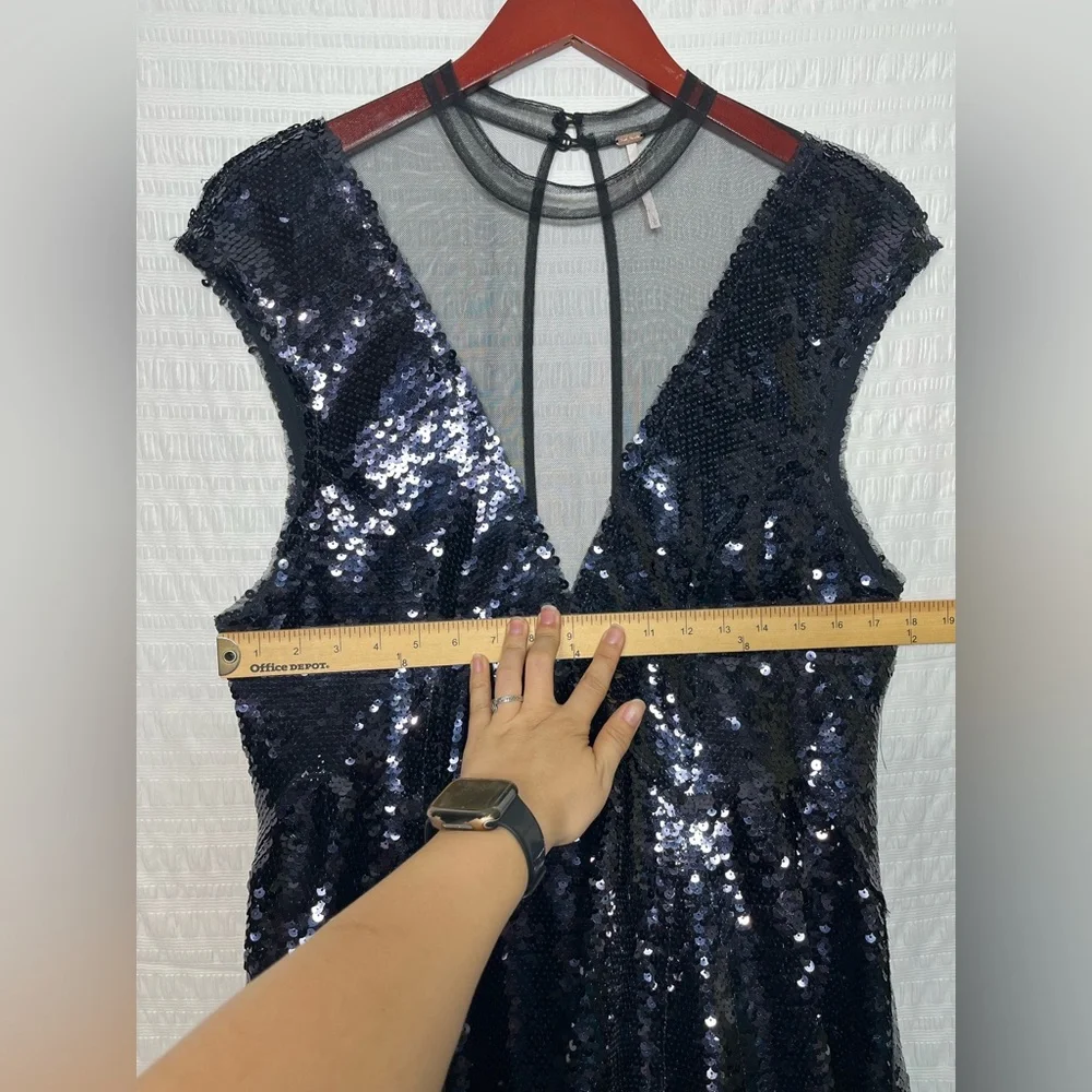 Free people women’s Dance Till Dawn sequins mini black dress size large